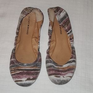 Lucky Brand Emmie Flats Size 10 snakeskin stripes